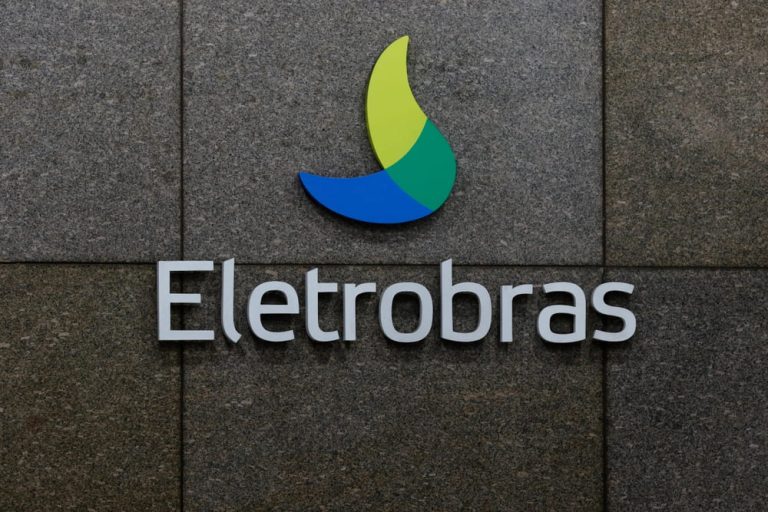 O golpe de 2016, a privatização da Eletrobras e a derrota da companhia no maior leilão da história para a State Grid