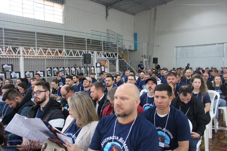 Confira as fotos da Assembleia Estadual!