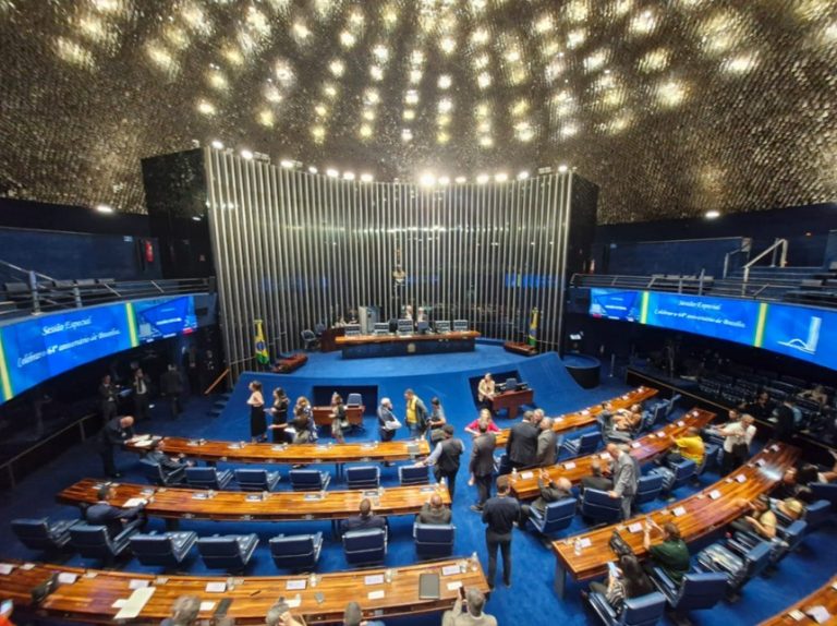 Servidores Públicos convocam Marcha contra a reforma administrativa