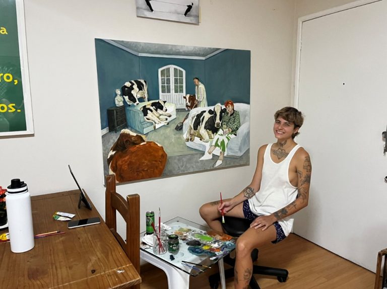 Mulheres mais velhas são protagonistas da mostra de Karine Abbati em Florianópolis