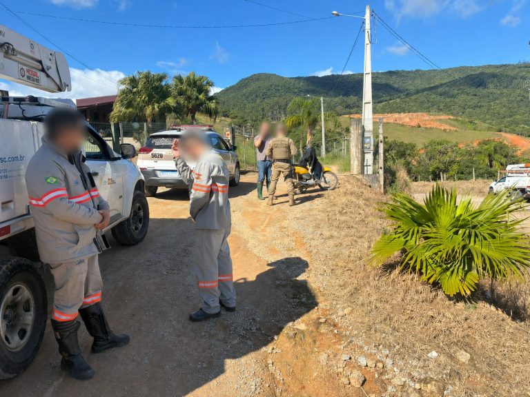Eletricistas da Celesc são agredidos durante corte de energia em Florianópolis
